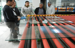 LD-A Top Convection Flat Glass Tempering Machine in Turkey 