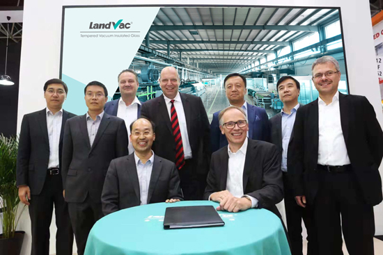 LandGlass Signed the Strategic Cooperation Agreement with Siemens